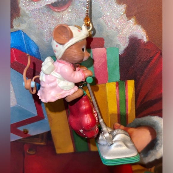 1992 Luster Mouse Christmas Ornament - Picture 3 of 5